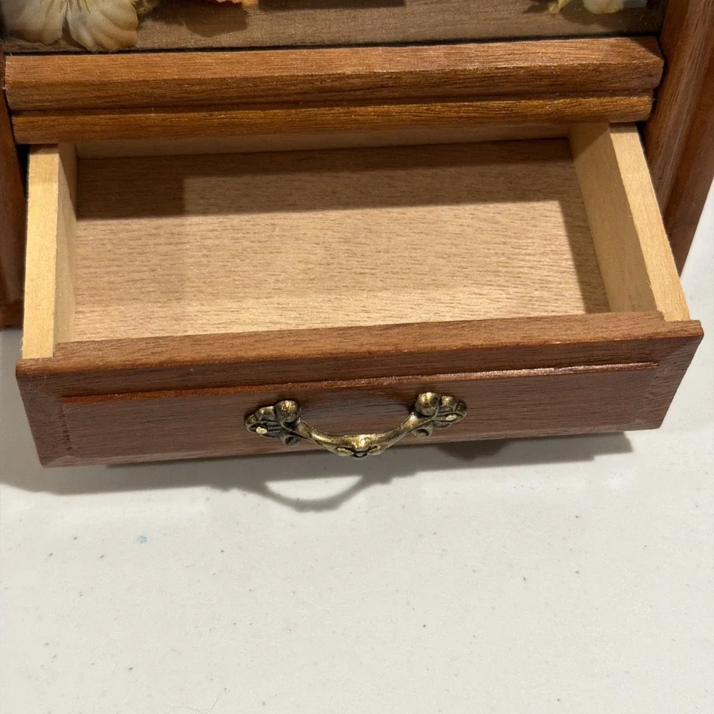 Vtg Mockinghill Bird Music Jewelry Box. 10.5